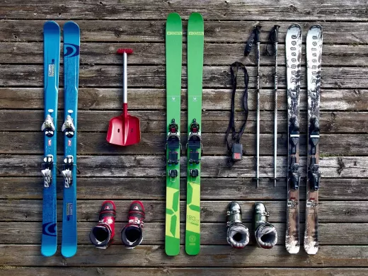 Uma breve história do equipamento de esqui: como a tecnologia revolucionou o esporte
